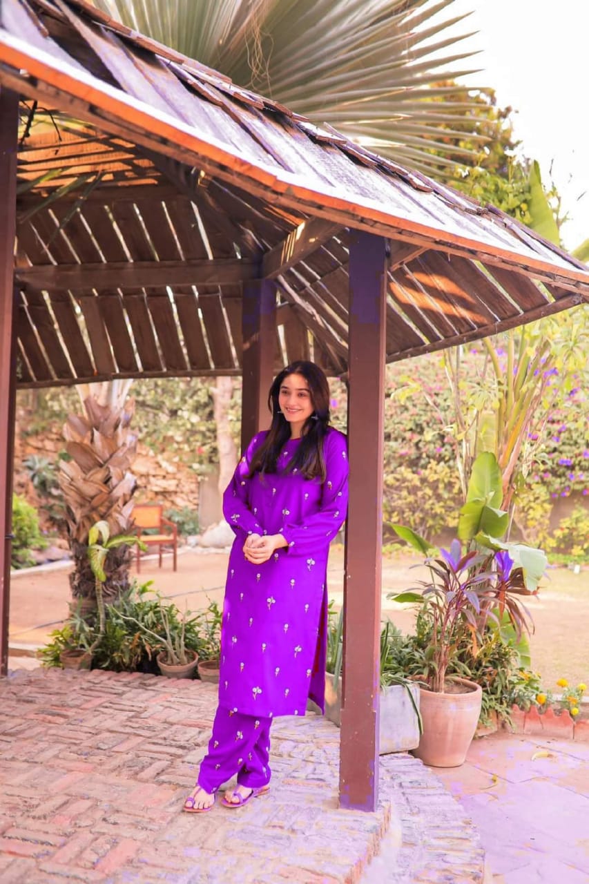 FLOWER EMBROIDERED 2PCS